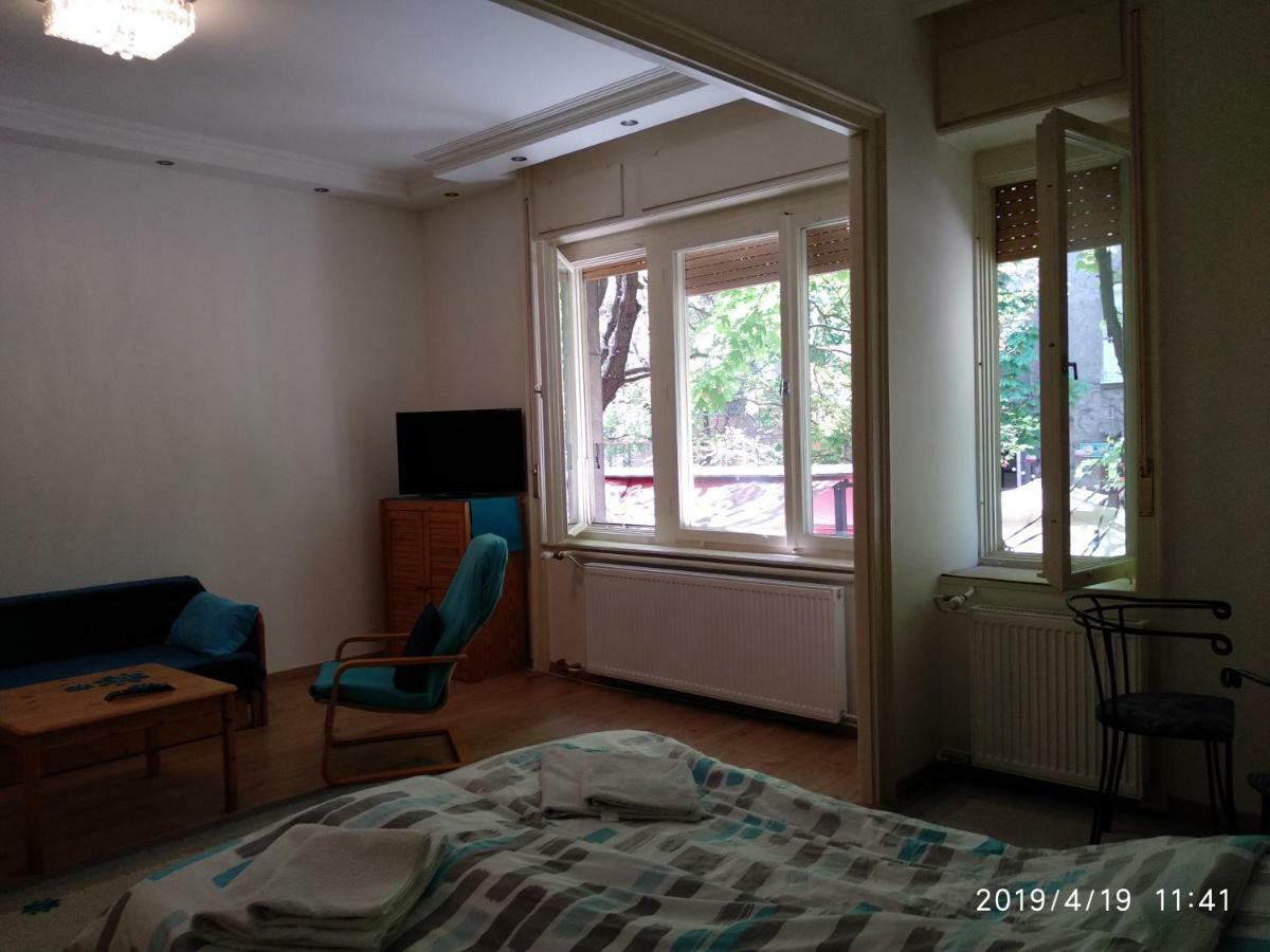Lara Apartman Будапешт Экстерьер фото